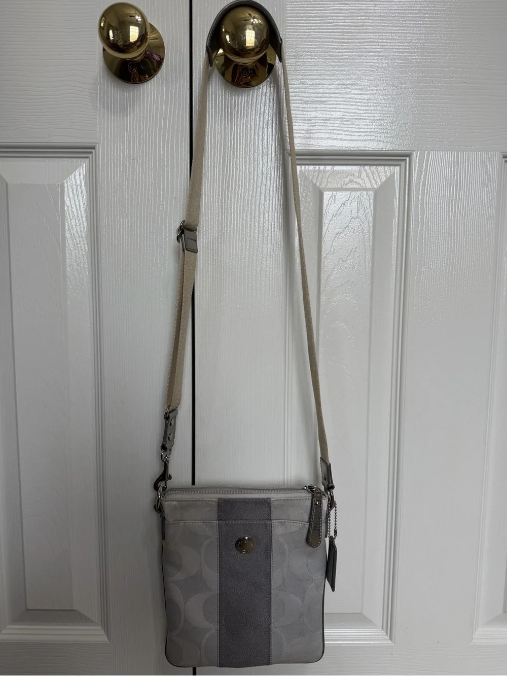 Coach Crossbody - Picture 8 of 8